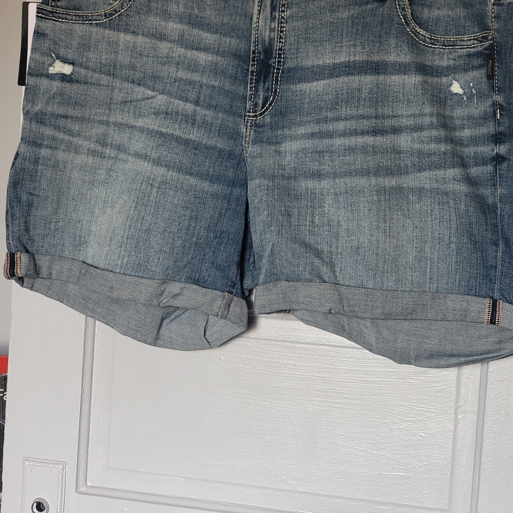 Silver Jeans Women's Blue Boyfriend Mid Rise Jean Shorts